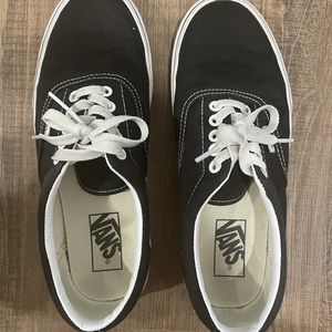 Women’s Black Vans size 8